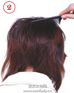 成熟嫵媚時(shí)尚短發(fā)造型