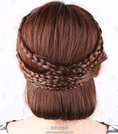 麻花辮另類編法演繹不一樣的風(fēng)情