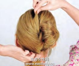 時尚浪漫編發(fā) 立體感強風情萬種