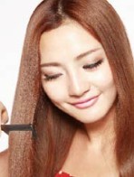 干洗噴霧趕走頭發(fā)油膩