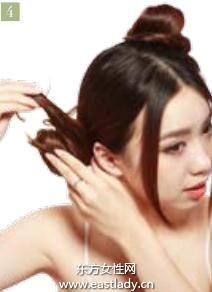 嬉哈風(fēng)格雙丸子發(fā)型扎法