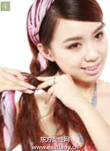 側(cè)三股絲帶編發(fā)休閑旅行首選發(fā)型