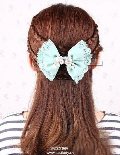 麻花辮另類編法演繹不一樣的風(fēng)情