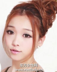 適合圓臉MM的中分劉海盤發(fā)發(fā)型設計