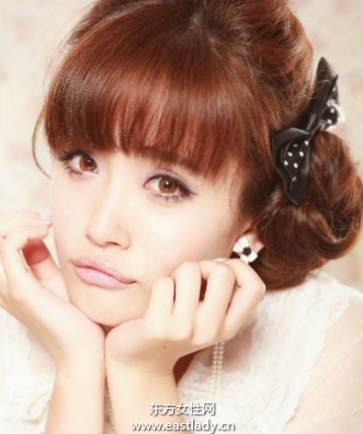 完美弧度花苞團子發(fā)簡約而又不失造型感