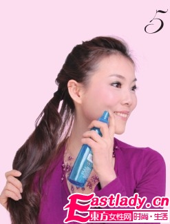 時(shí)尚側(cè)馬尾辮發(fā)型 使人賞心悅目