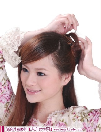 2012最新發(fā)型 歪歪辮重拾少女情懷