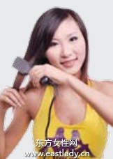 順直披肩長發(fā)更顯女性堅毅俏皮