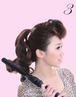 用發(fā)束打造時(shí)尚卷發(fā)造型