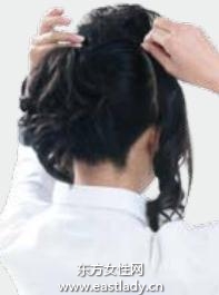 2013最新日系發(fā)型展示日本女性的剛?cè)岵? height=