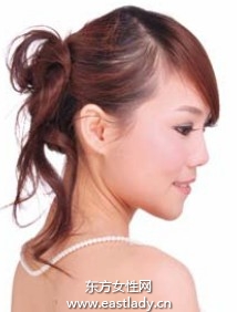 適合初次參加派對的碎發(fā)發(fā)型設(shè)計(jì)