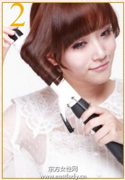 完美弧度花苞團(tuán)子發(fā)簡(jiǎn)約而又不失造型感