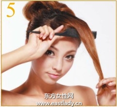 扎馬尾辮卷出筒形劉海發(fā)型