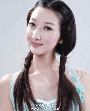 雙排低馬尾發(fā)型設(shè)計(jì) 塑造鄰家女孩柔美風(fēng)范