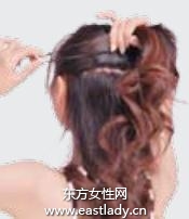 馬尾花卷發(fā)發(fā)型豐富而醇美