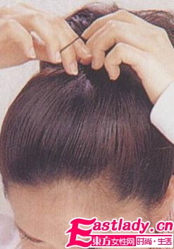 上梳式馬尾發(fā)型 大氣又時尚