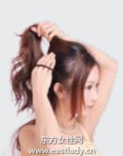 神秘華麗卷發(fā)發(fā)型令人著迷的神秘感