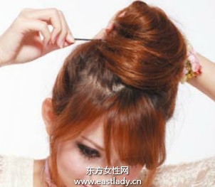 螺旋絲巾高盤發(fā)變身名模氣質