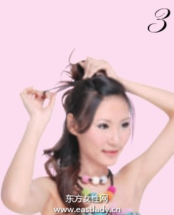 蝴蝶結(jié)小束發(fā)簡單迷人富含溫情氣息