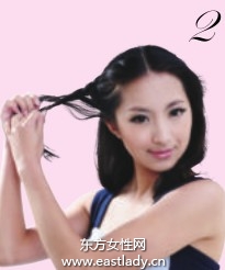 緊致雙蜈蚣辮穩(wěn)重增加親切感