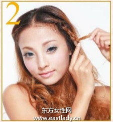 雙側藏劉海散發(fā)提升時尚感