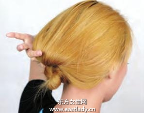 發(fā)型DIY打造靚麗運(yùn)動(dòng)型發(fā)型