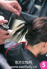 好看馬尾發(fā)型展現(xiàn)別致美