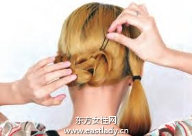 2013最新編發(fā)發(fā)型帶著法蘭西式的浪漫韻味