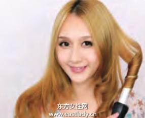 內(nèi)卷卷發(fā)發(fā)型小臉發(fā)型的首選款式