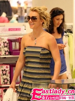 俏麗活潑 明星也愛的冬季盤發(fā)