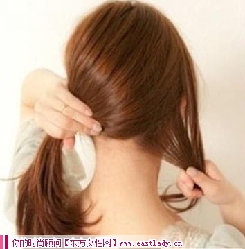 韓式簡易花苞頭的扎法圖解