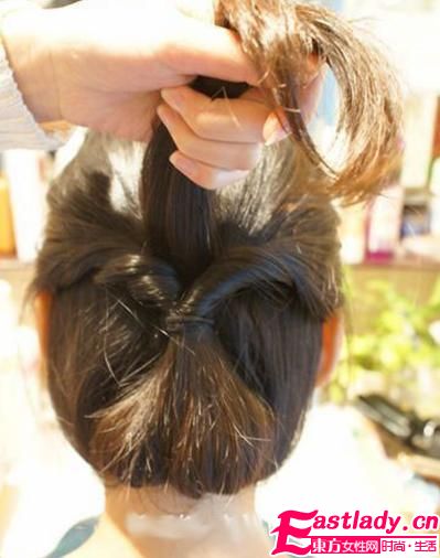 DIY韓式盤發(fā)發(fā)型做優(yōu)雅淑女