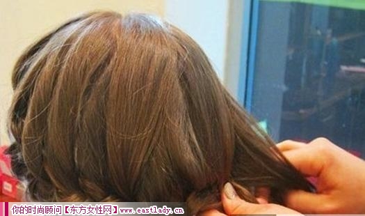 簡(jiǎn)單易學(xué)法式盤發(fā)發(fā)型圖解 跟上時(shí)尚潮流腳步