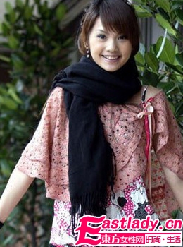 明星典范 復(fù)古劉海的11種搭配范兒