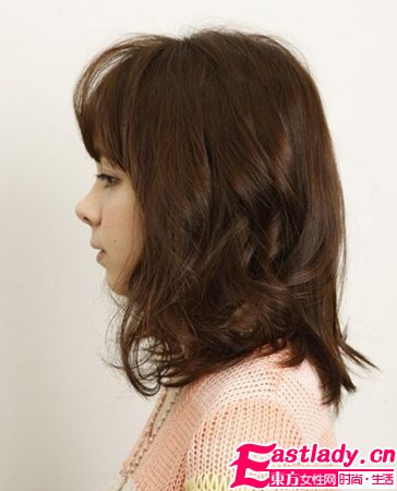 中卷發(fā)發(fā)型設(shè)計 打造完美小臉