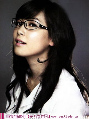 最搭眼鏡的四款時尚發(fā)型