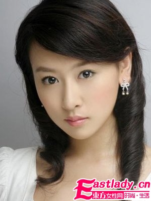 8步驟教你打理小女人浪漫卷發(fā)