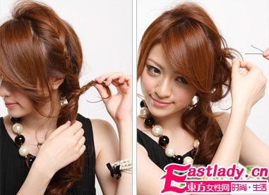 強(qiáng)薦 節(jié)日款靚麗發(fā)型DIY步驟圖解