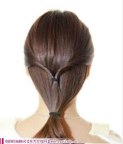 DIY韓式盤發(fā)讓MM們立馬擁有淑女氣質