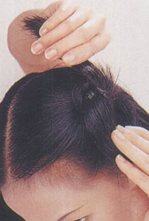 如何扎馬尾 2012最潮馬尾辮的扎法