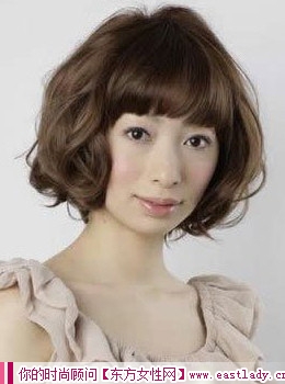 圓形臉要如何設(shè)計發(fā)型 讓臉更顯瘦