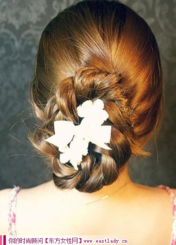 學(xué)習(xí)韓式淑女范編發(fā)盤發(fā)圖解 展現(xiàn)你優(yōu)雅氣質(zhì)