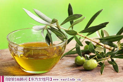 蘆薈撤攬油對干性發(fā)質(zhì)有保濕作用