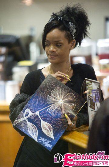 讓女星瞬間減齡的發(fā)型設(shè)計