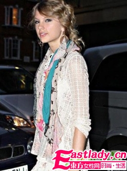 俏麗活潑 明星也愛的冬季盤發(fā)