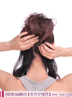 時(shí)尚韓式編發(fā)圖解 訴說(shuō)屬于青春的快樂(lè)