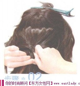 直發(fā)短發(fā)發(fā)型 展現(xiàn)俏麗自我風(fēng)格