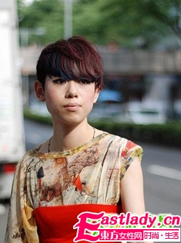 日系發(fā)型街拍 獨創(chuàng)個性發(fā)型