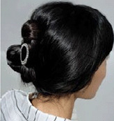 韓式經(jīng)典盤(pán)發(fā)DIY步驟圖解