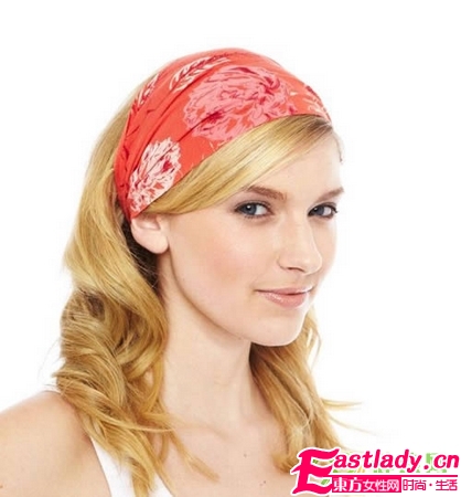16款絲巾扎發(fā)法 人美發(fā)更美